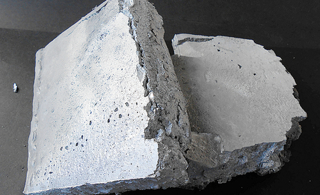 Aluminum strontium alloy